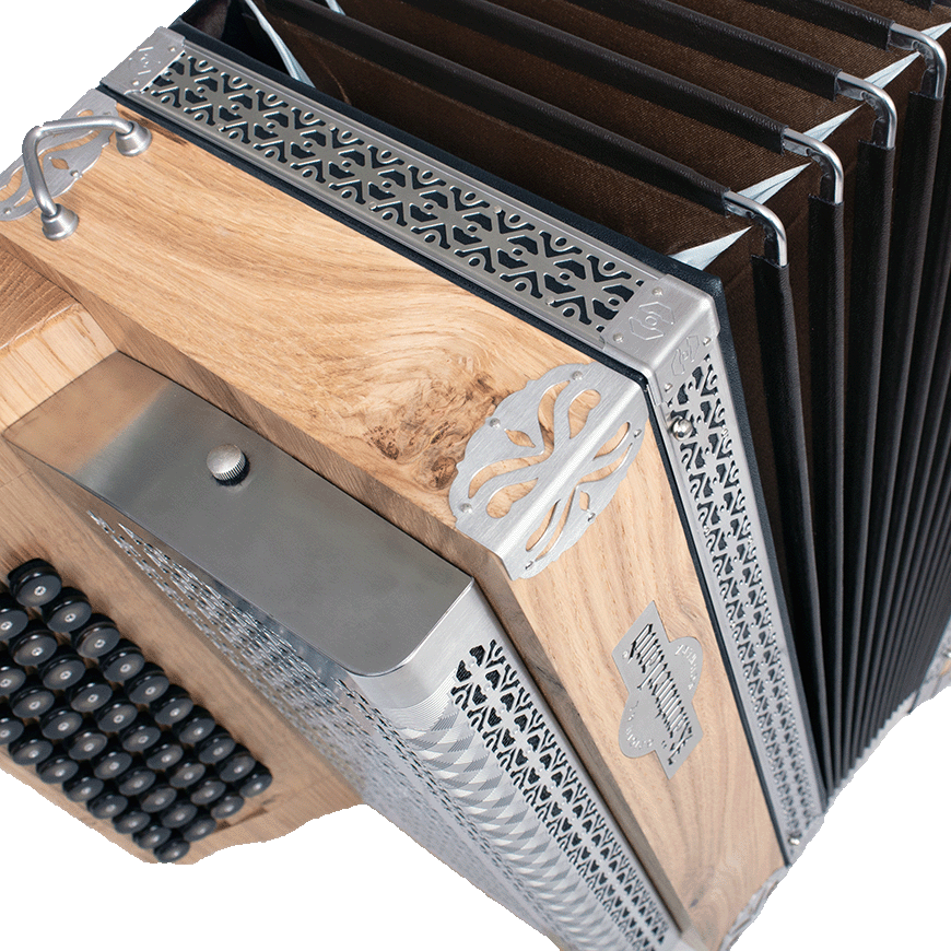 Eiche Klassik Kärntnerland Harmonika aufgezogen Detail